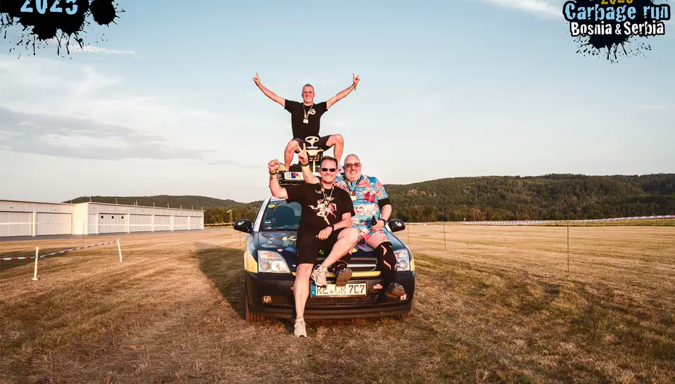 Gruppenbild beim Zieleinlauf in Tschechien