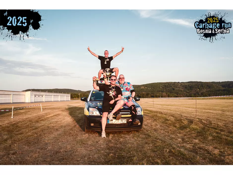 Gruppenbild beim Zieleinlauf in Tschechien